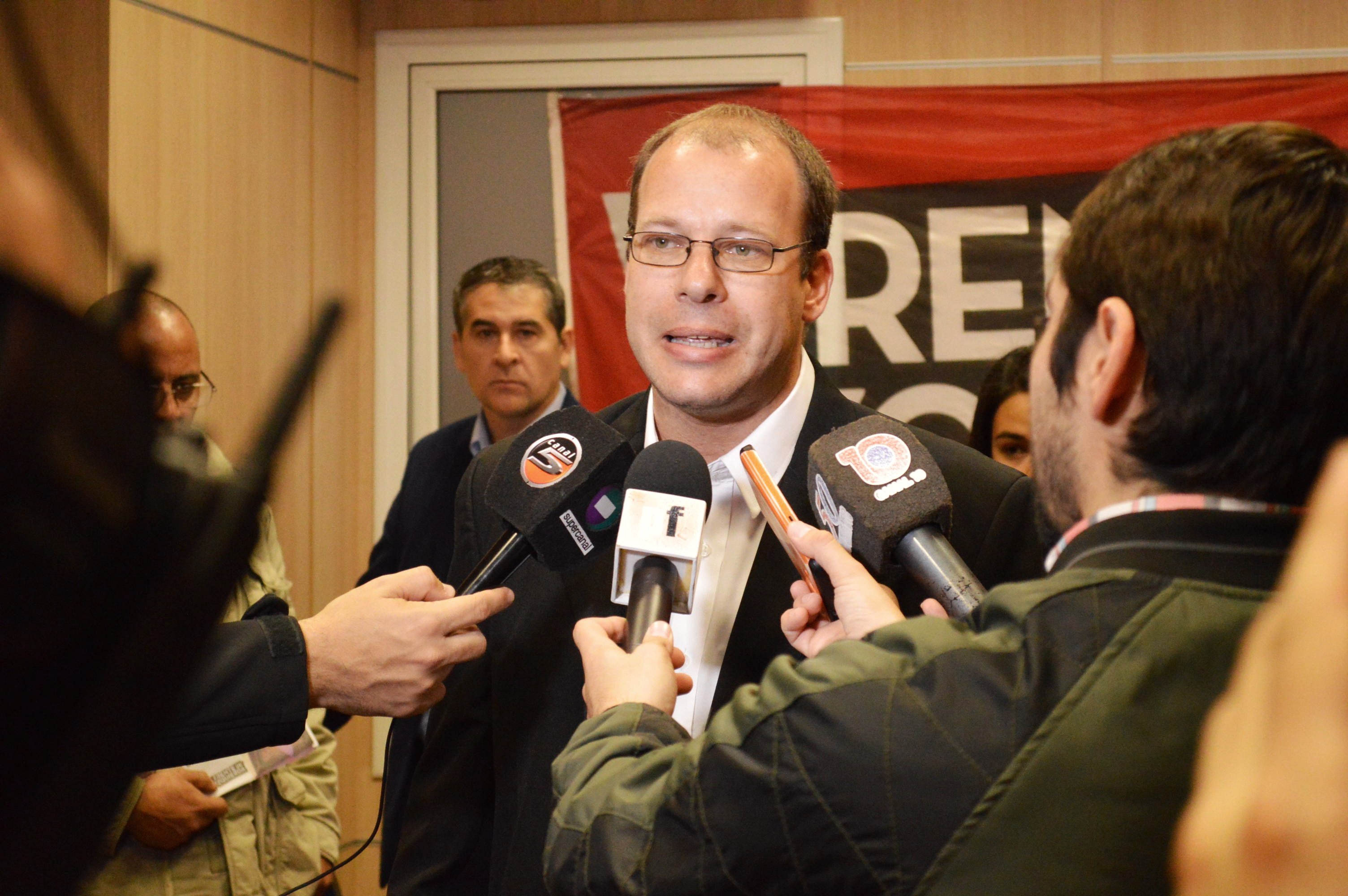 El Frente de Izquierda presentó sus candidatos para las PASO