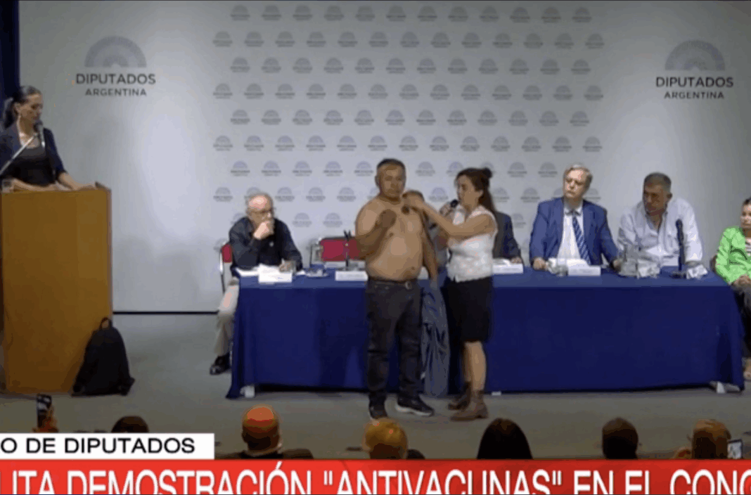 polémica en el congreso