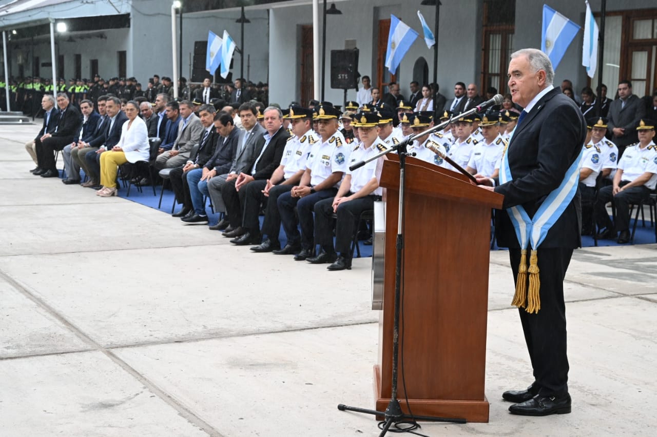 Jaldo lanzó el operativo policial “Felices Fiestas” con más de 4.500 efectivos en la calle