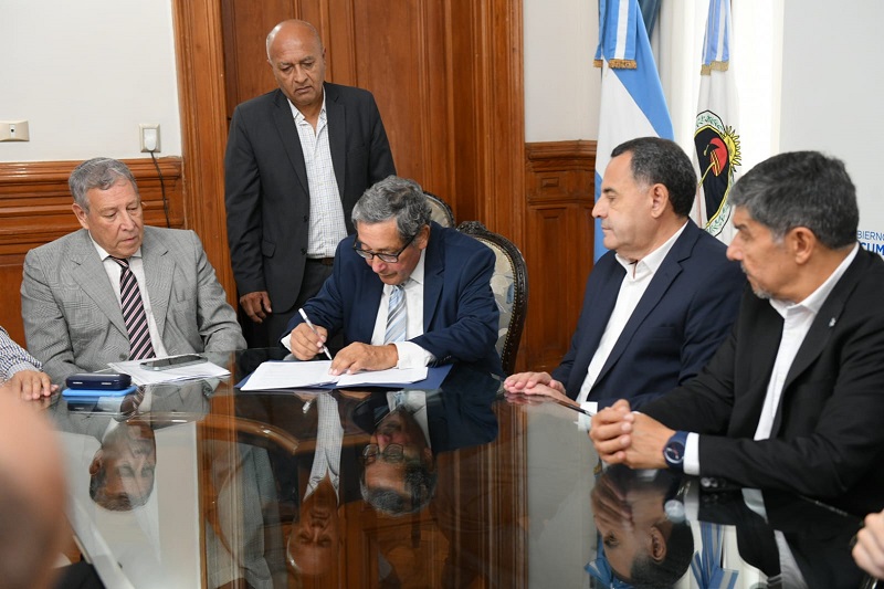 La Asociación de Médicos Empleados firmó con el Gobierno una nueva recomposición salarial