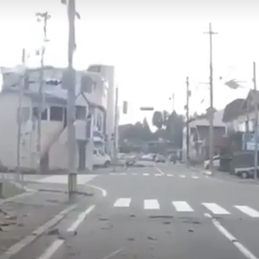 Un fuerte terremoto sacudió el norte de Japón y disparó evacuaciones por alerta de tsunami