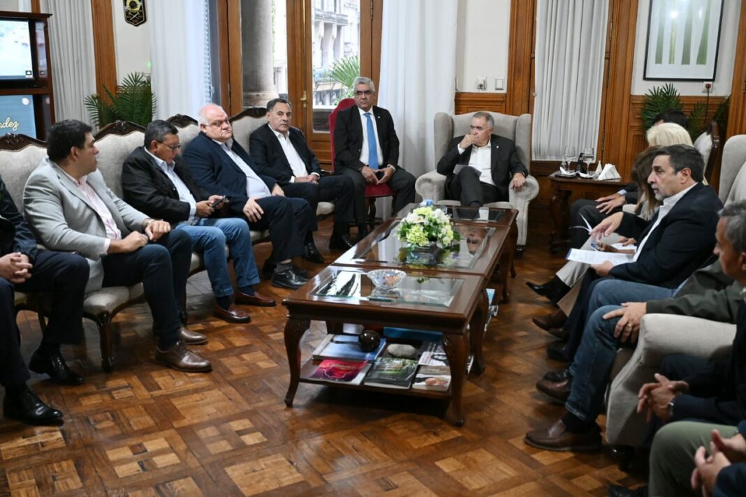 Jaldo reunió al Comité de Emergencia y puso al gabinete a evaluar el impacto del temporal