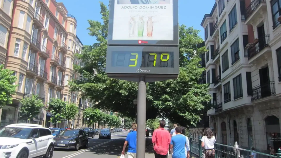 Una «cúpula de calor» sofoca Europa en mayo y deja al menos once muertos con récords históricos de temperatura
