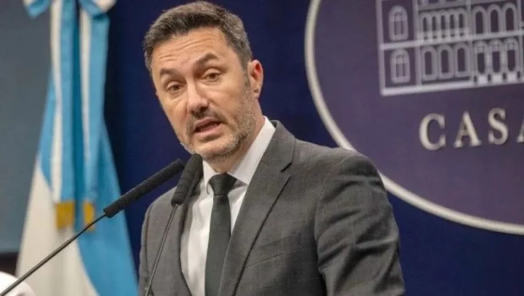 Petri acusó a Villarruel de querer silenciarlo y Milei lo respaldó con un retuit